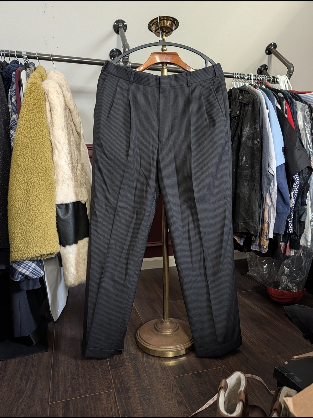 Brooks Brothers Vintage Charcoal Pinstripe Cuffed Woolmark Wool Dress Pants 33"